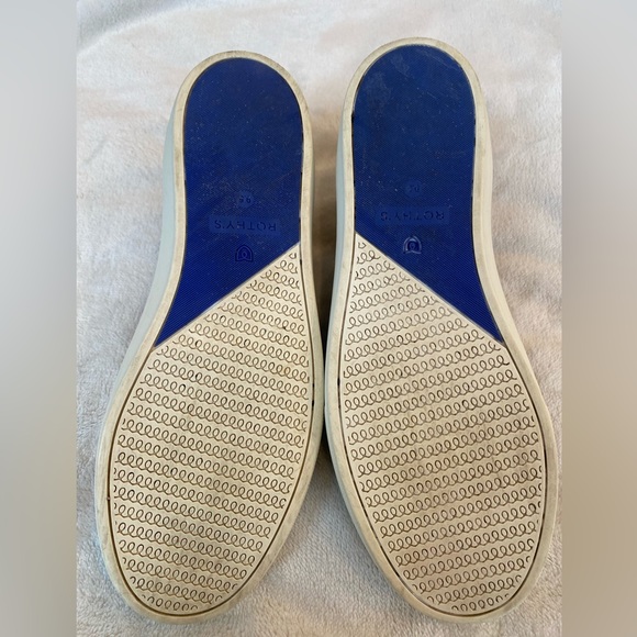 Rothy’s Chelsea Boots Leopard - Picture 5 of 7